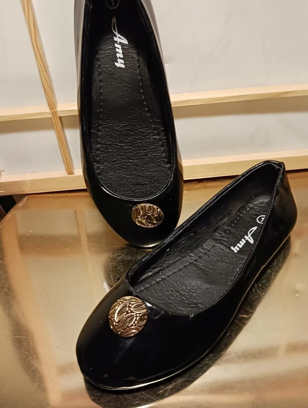 AMY GIRL Black Patent Ballet Flats with Gold Accent Size 1 Nwob